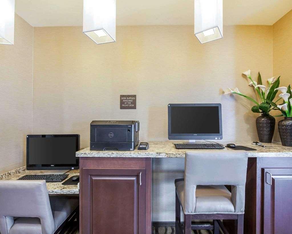 Comfort Suites Marietta-Parkersburg Udogodnienia zdjęcie