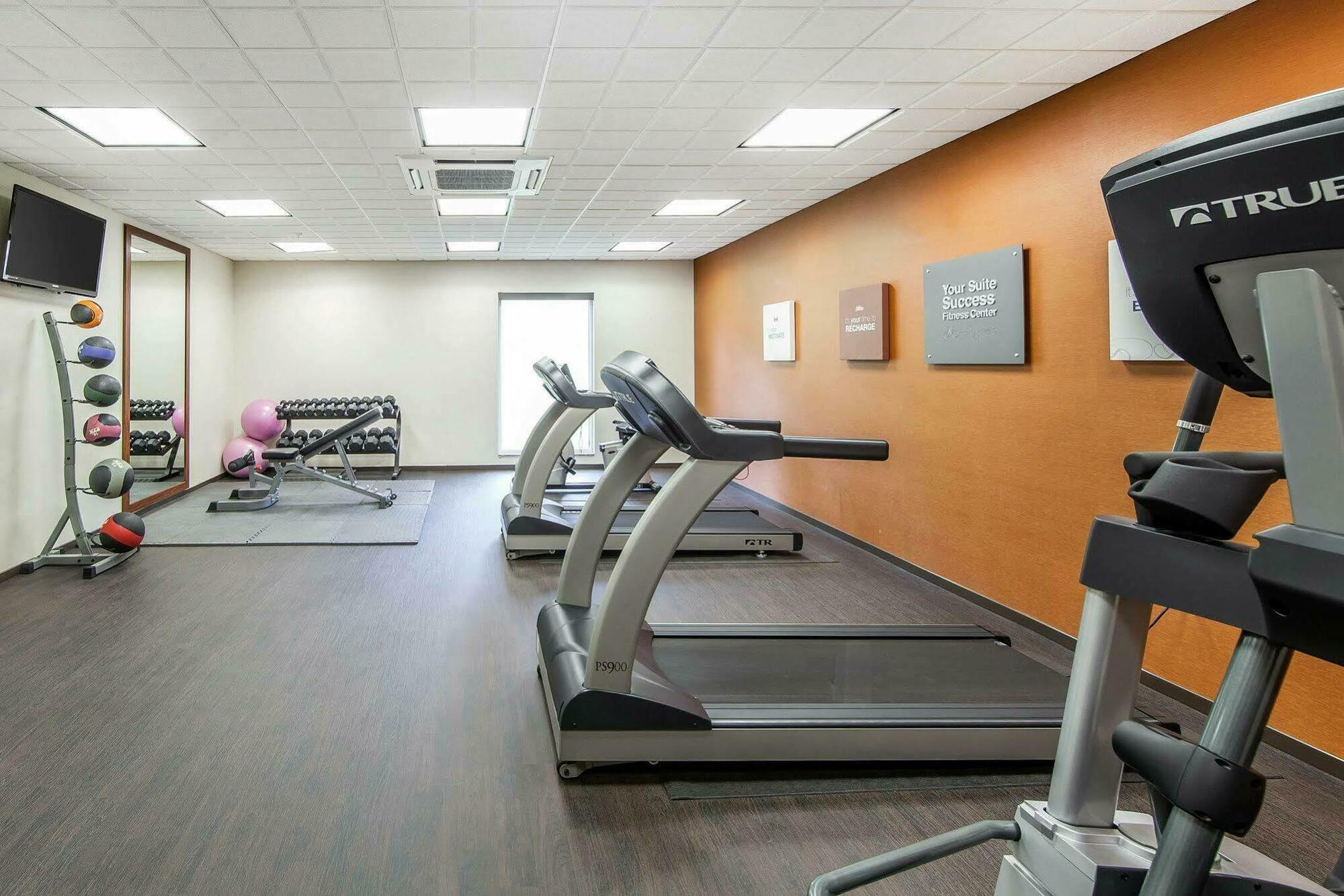 Comfort Suites Marietta-Parkersburg Zewnętrze zdjęcie